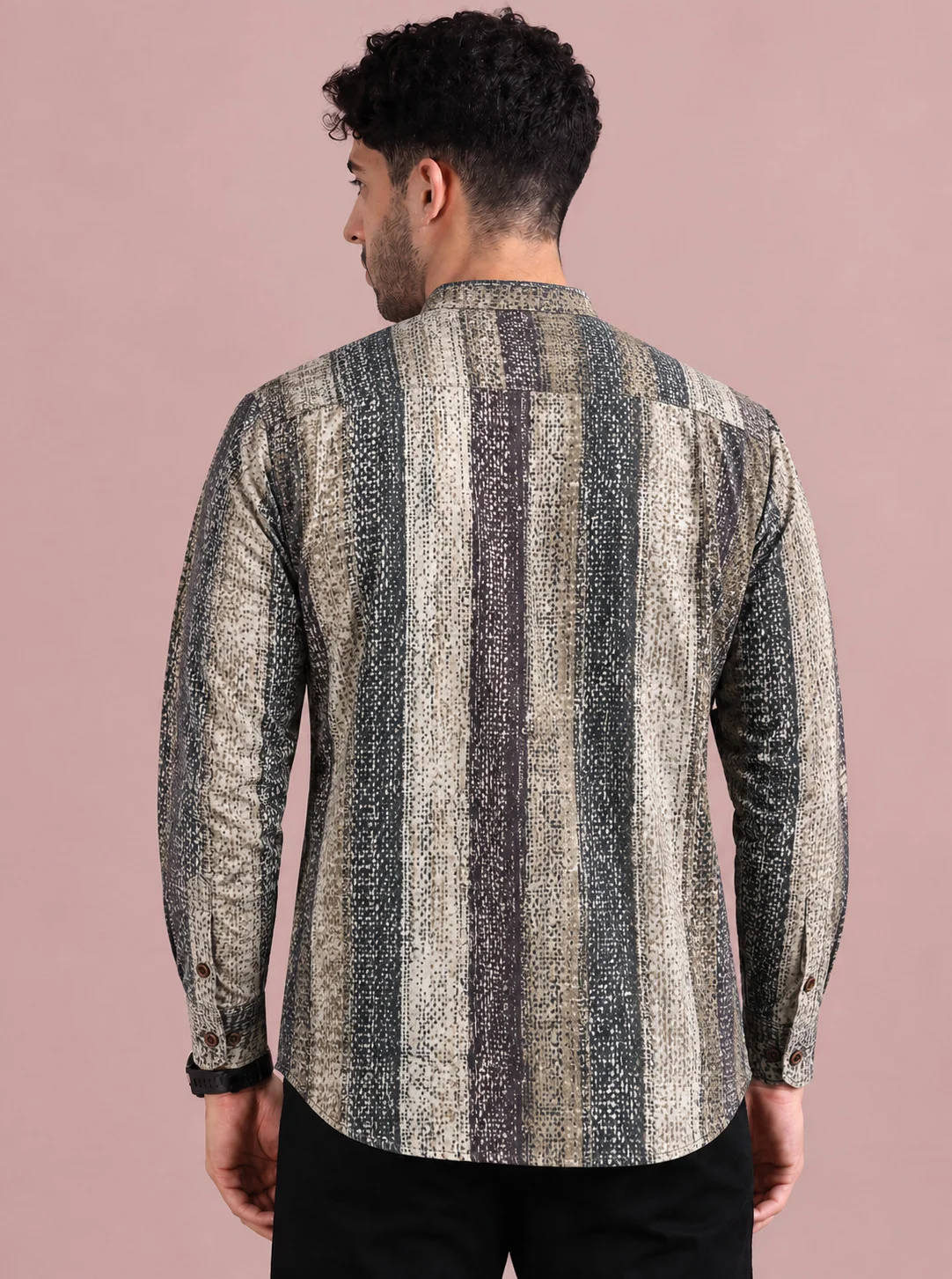 Kurta, navy blue and off-white abstract stripes, back view, long sleeves, button cuffs